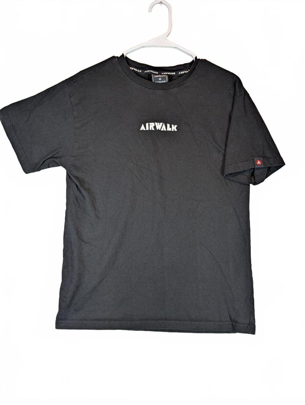 Airwalk Embroidered Logo Skate Streetwear Short Sleeve T-Shirt Black Mens Medium
